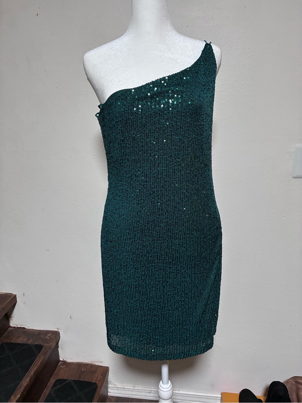 One-Shoulder Emerald Green Sequin Bodycon Dress